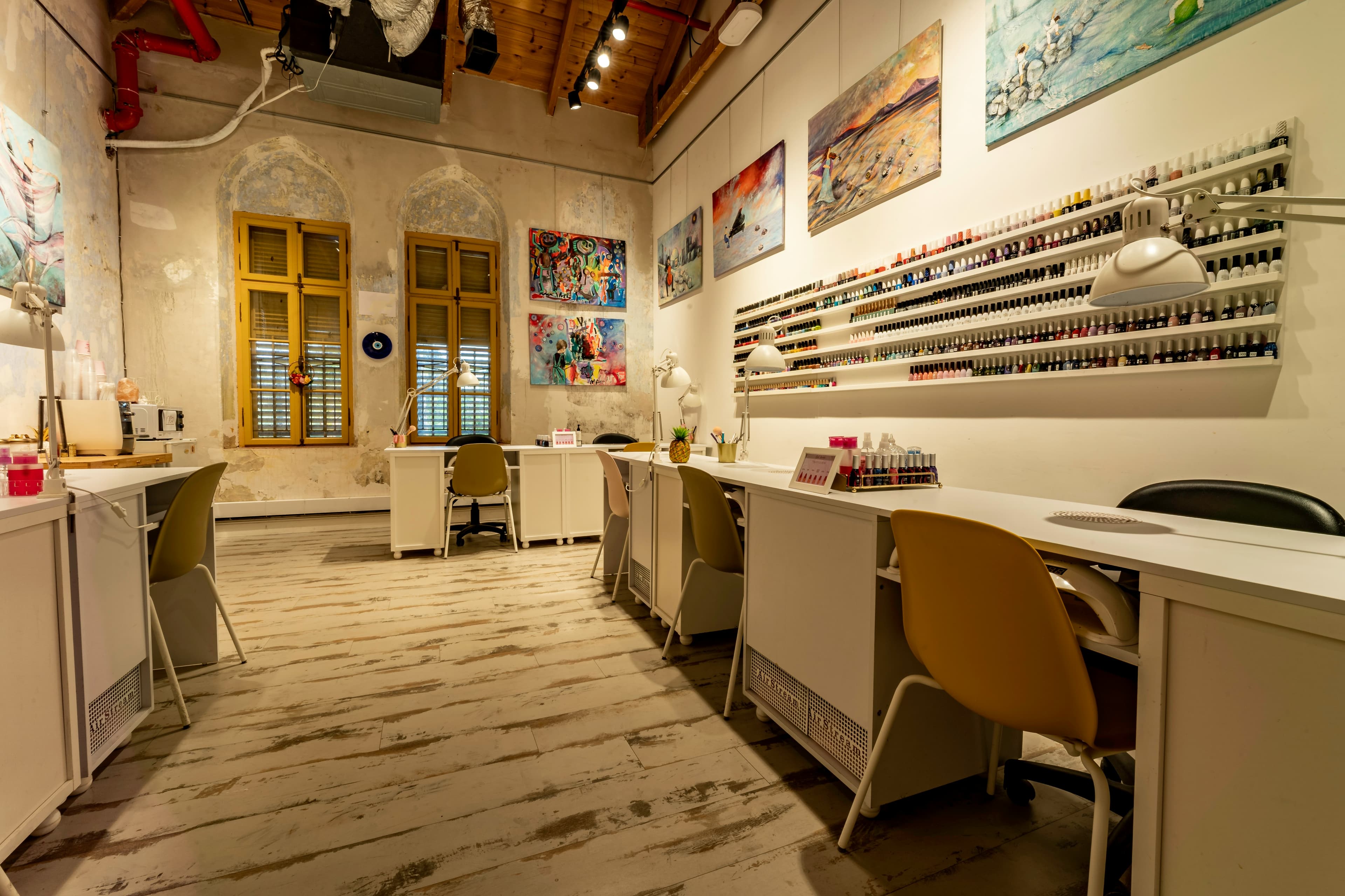 Nail Studios